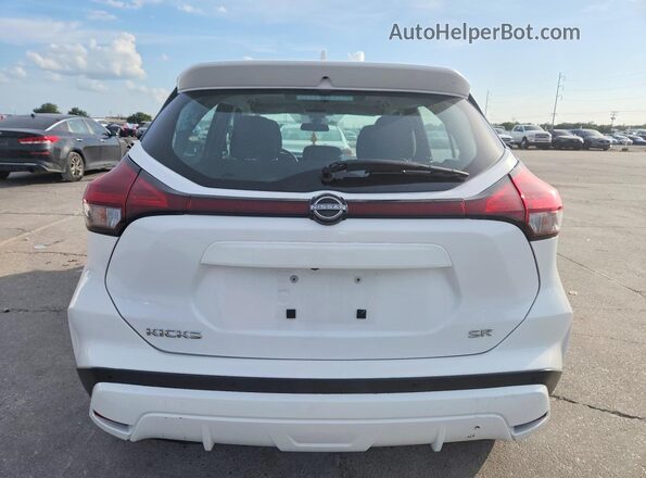 3N1CP5DV1RL527558 2024 NISSAN KICKS Белый Вид сзади