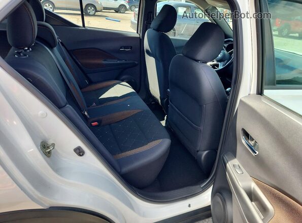 3N1CP5DV2LL531674 2020 NISSAN KICKS White უკანა სალონის ხედი