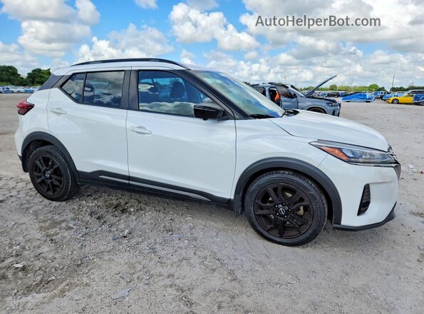 3N1CP5DV2NL491583 2022 NISSAN KICKS White Передня права чверть