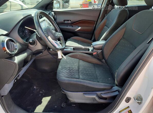 3N1CP5DV2NL491583 2022 NISSAN KICKS White Вид салону спереду