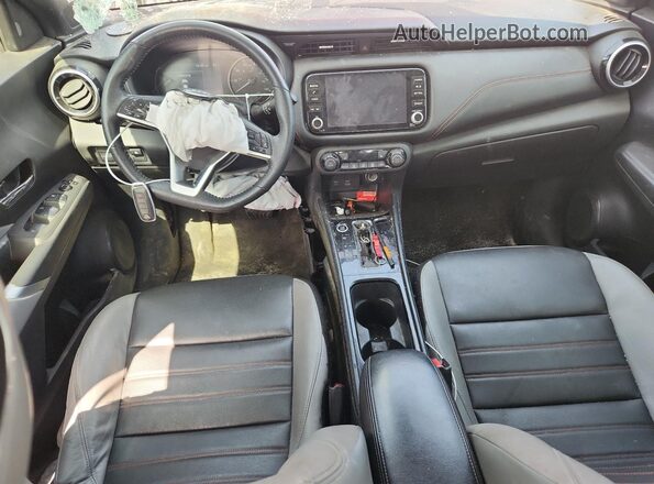 3N1CP5DV2PL492350 2023 NISSAN KICKS Red Widok deski rozdzielczej