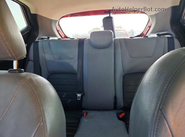 3N1CP5DV2PL492350 2023 NISSAN KICKS Red Widok tylnych siedzeń