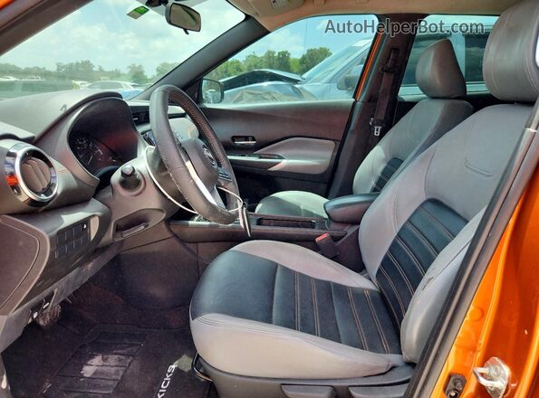 3N1CP5DV3PL525470 2023 NISSAN KICKS Orange Widok wnętrza z przodu