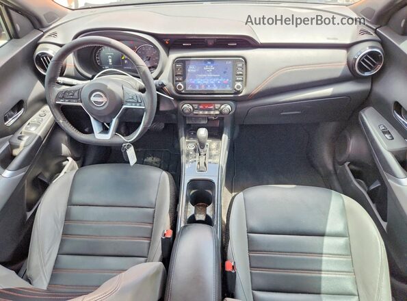 3N1CP5DV3PL525470 2023 NISSAN KICKS Orange Widok deski rozdzielczej
