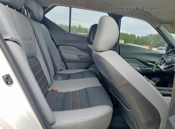 3N1CP5DV3RL491730 2024 NISSAN KICKS Белый Вид задних сидений