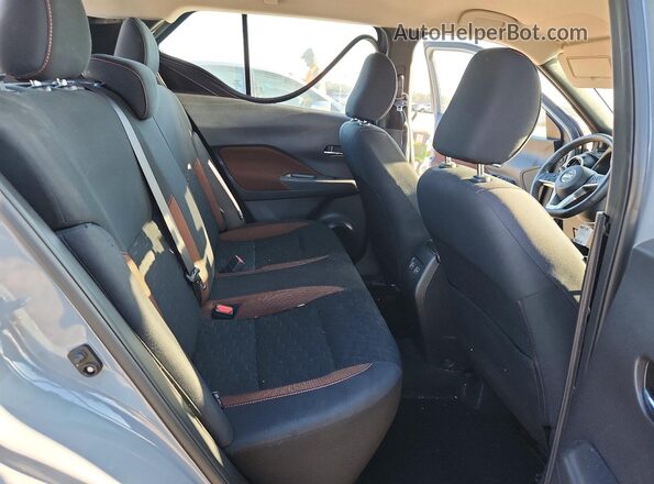 3N1CP5DV4ML490384 2021 NISSAN KICKS Silver Հետևի նստատեղերի տեսք