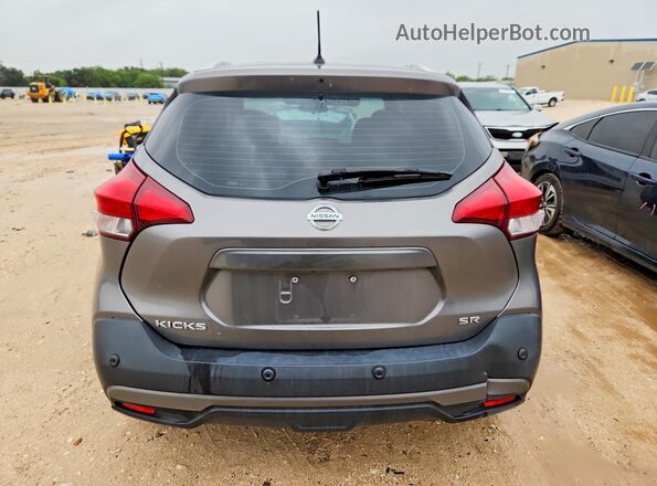 3N1CP5DV5LL578813 2020 NISSAN KICKS Gray Widok z tyłu