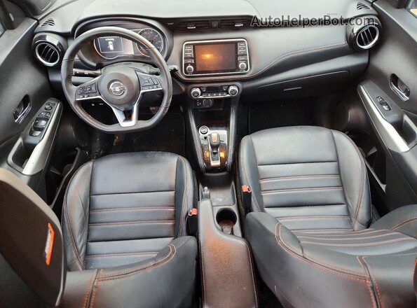 3N1CP5DV5LL578813 2020 NISSAN KICKS Gray Widok deski rozdzielczej