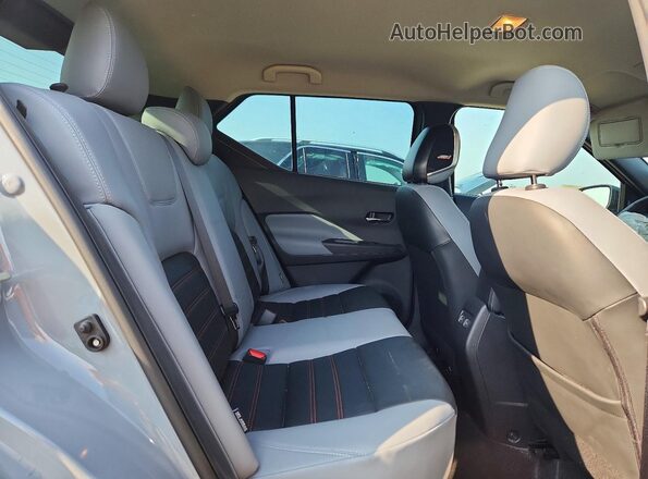 3N1CP5DV5ML535235 2021 NISSAN KICKS Gray Rear interior view