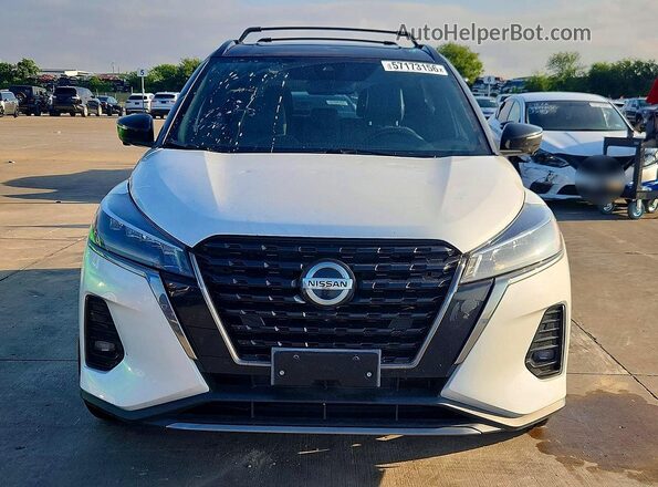 3N1CP5DV6ML553517 2021 NISSAN KICKS Белый Вид спереди