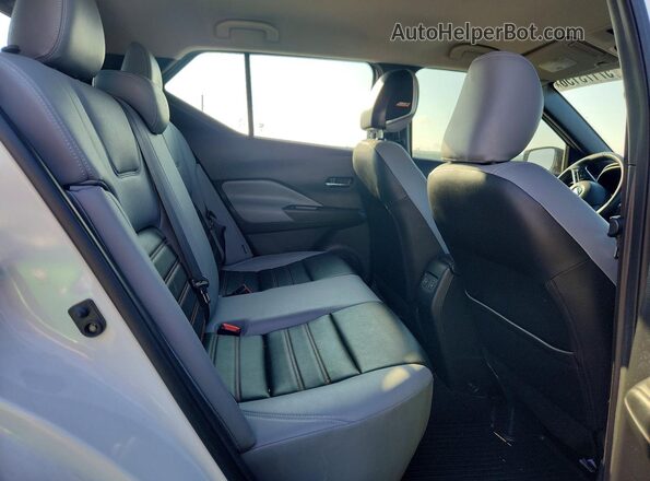 3N1CP5DV6ML553517 2021 NISSAN KICKS Белый Вид задней части салона