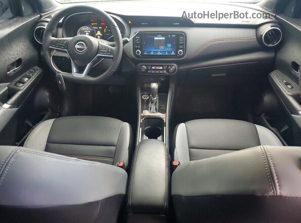 3N1CP5DV7RL553341 2024 NISSAN KICKS Gray Vista del salpicadero