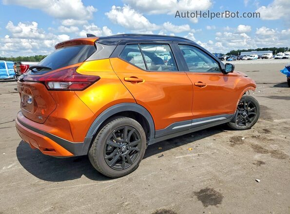 3N1CP5DV8NL479597 2022 NISSAN KICKS Оранжевый Задняя правая четверть
