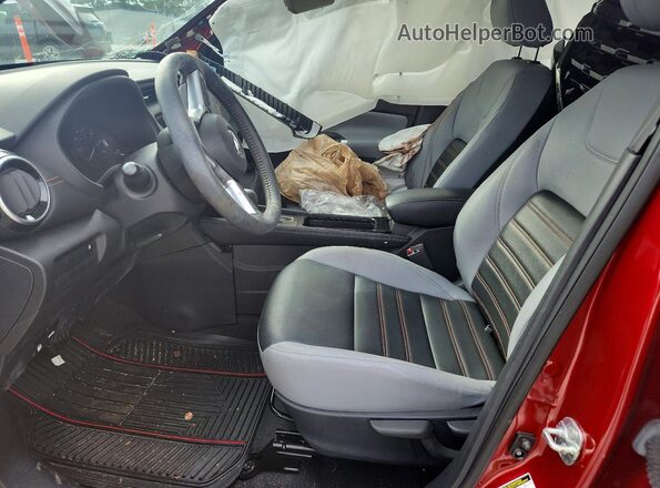 3N1CP5DVXML547400 2021 NISSAN KICKS Красный Вид салона спереди