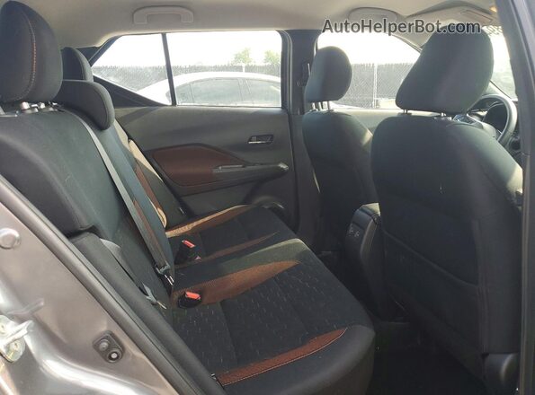 3N1CP5DVXRL526800 2024 NISSAN KICKS Gray Вид задньої частини салону