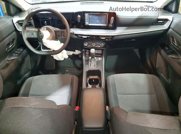3N8AP6BA1SL307292 2025 NISSAN KICKS Blue Widok deski rozdzielczej