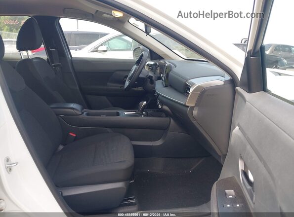 3N8AP6BA5SL383792 2025 NISSAN KICKS Белый Вид салона спереди