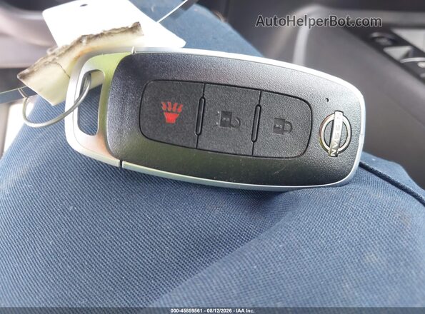 3N8AP6BA5SL383792 2025 NISSAN KICKS Белый Вид панели приборов