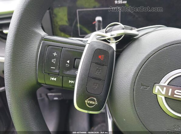 3N8AP6BB3SL309117 2025 NISSAN KICKS Gray Widok deski rozdzielczej