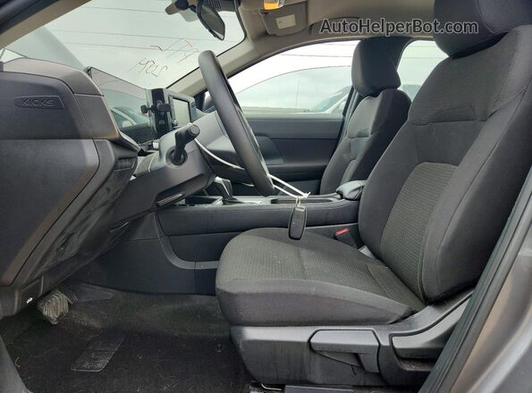 3N8AP6BB6SL349028 2025 NISSAN KICKS Gray Widok wnętrza z przodu