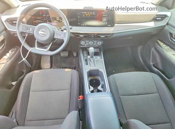 3N8AP6BE9TL363243 2026 NISSAN KICKS Gray Вид панелі приладів