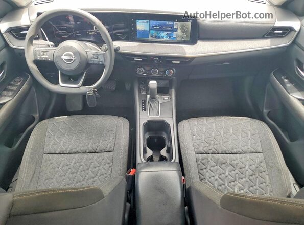 3N8AP6CA1SL311678 2025 NISSAN KICKS Коричневый Вид панели приборов