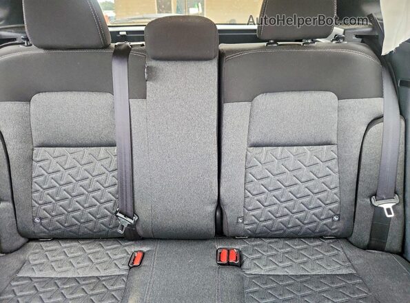 3N8AP6CA1SL439757 2025 NISSAN KICKS Black Rear seats view