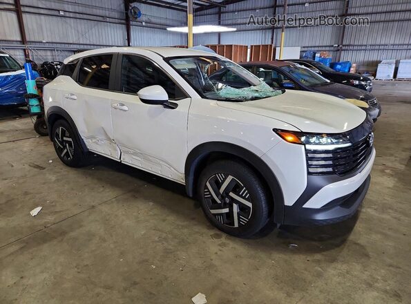 3N8AP6CA2SL365510 2025 NISSAN KICKS White Delantero derecho