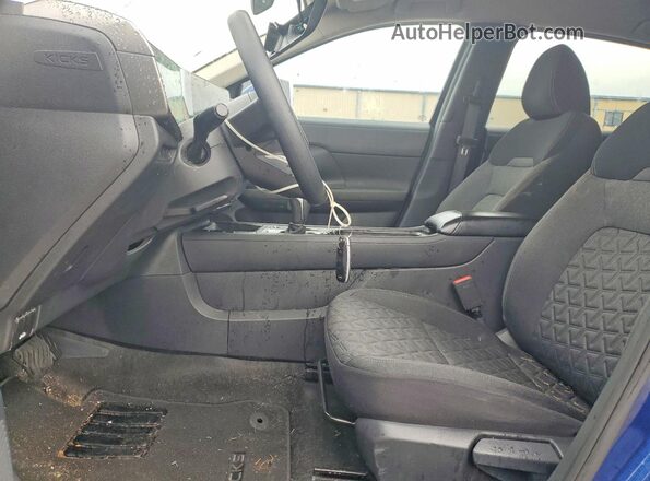 3N8AP6CA3SL330314 2025 NISSAN KICKS Blue Widok wnętrza z przodu