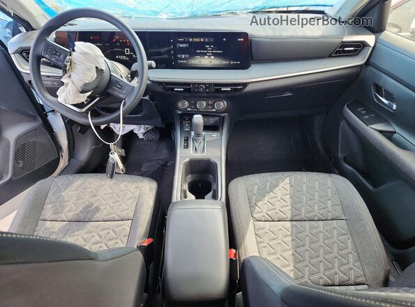 3N8AP6CA3SL423804 2025 NISSAN KICKS White Вид панелі приладів