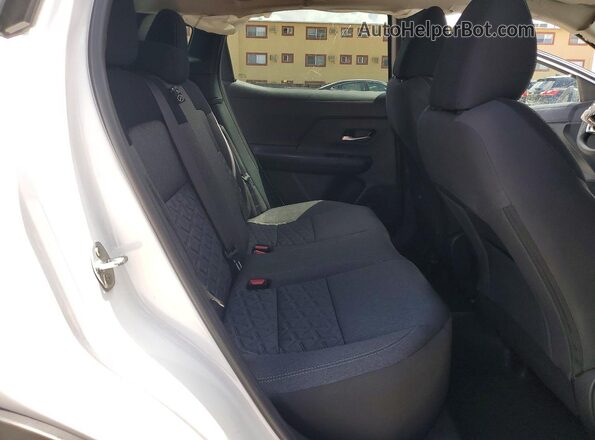 3N8AP6CA3SL423804 2025 NISSAN KICKS White Вид задніх сидінь