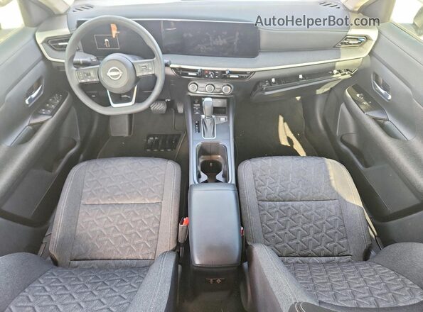 3N8AP6CA3SL424113 2025 NISSAN KICKS Black Widok deski rozdzielczej