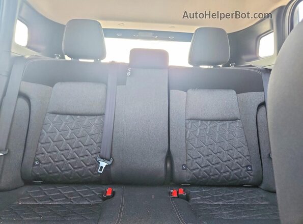 3N8AP6CA3SL424113 2025 NISSAN KICKS Black Widok tylnych siedzeń