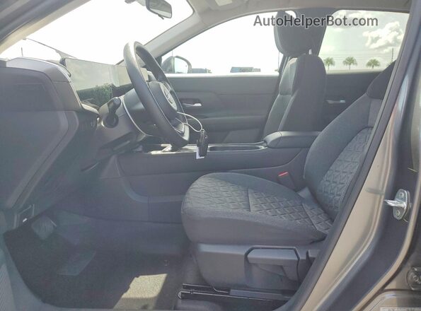 3N8AP6CA4SL329625 2025 NISSAN KICKS Gray Front interior view