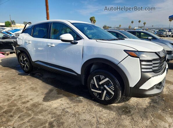 3N8AP6CA7SL423126 2025 NISSAN KICKS White Передня права чверть