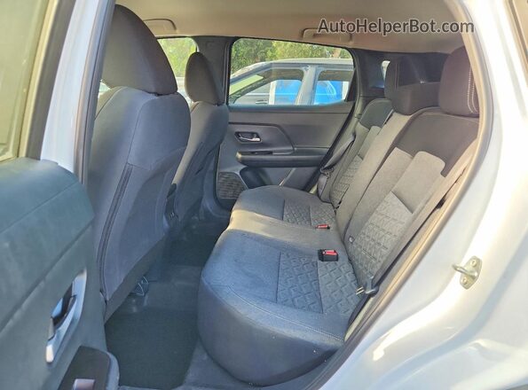 3N8AP6CA7SL423126 2025 NISSAN KICKS White Вид задніх сидінь