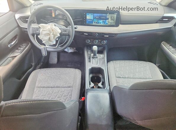 3N8AP6CA8SL333659 2025 NISSAN KICKS Charcoal Dashboard view
