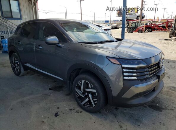 3N8AP6CAXSL381941 2025 NISSAN KICKS Серебряный Передняя правая четверть