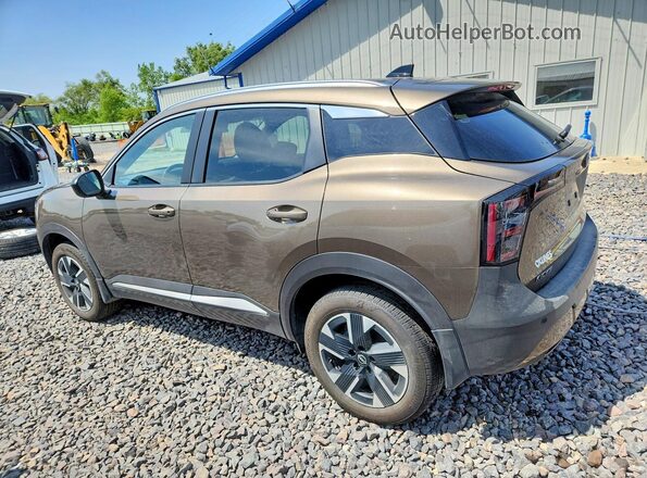3N8AP6CB1TL362785 2026 NISSAN KICKS Коричневый Задняя левая четверть
