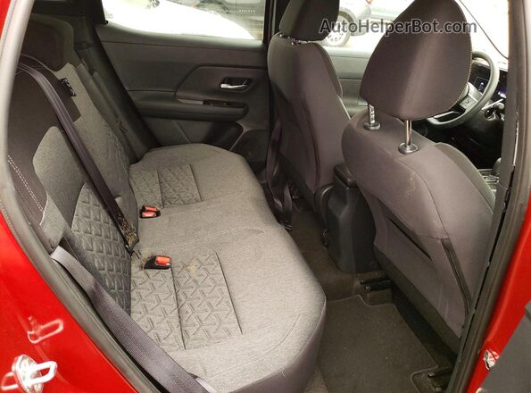 3N8AP6CB1TL394281 2026 NISSAN KICKS Red Вид задньої частини салону