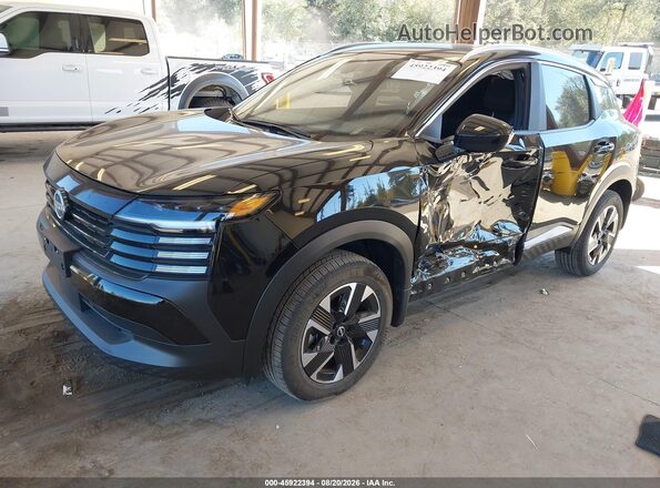3N8AP6CB3TL336074 2026 NISSAN KICKS Черный Передняя левая четверть