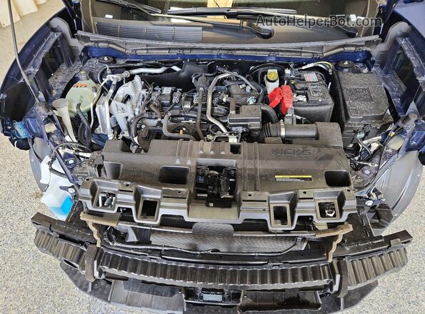 3N8AP6CB3TL387560 2026 NISSAN KICKS Blue Vista del compartimento del motor
