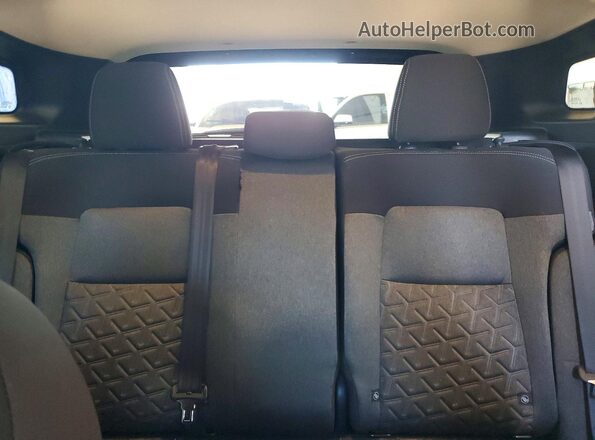 3N8AP6CB4SL437932 2025 NISSAN KICKS Blue Rear seats view