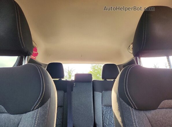 3N8AP6CBXSL416292 2025 NISSAN KICKS Gray უკანა სავარძლების ხედი