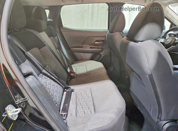 3N8AP6CBXTL385725 2026 NISSAN KICKS Черный Вид задней части салона