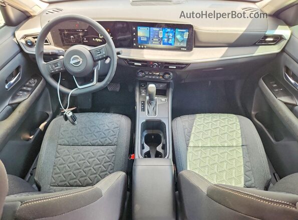 3N8AP6CE5TL305516 2026 NISSAN KICKS White Առջևի վահանակի տեսք
