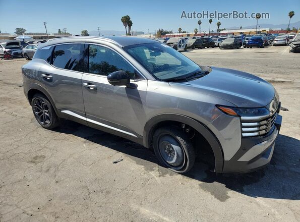 3N8AP6DA1TL383612 2026 NISSAN KICKS Gray Панорамний вид салону 360°