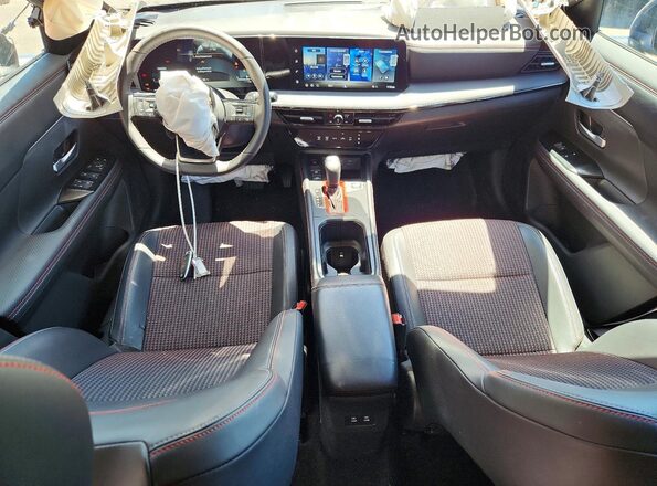 3N8AP6DA1TL385957 2026 NISSAN KICKS Blue Widok deski rozdzielczej