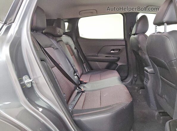 3N8AP6DA2TL379732 2026 NISSAN KICKS Gray Vista interior trasera