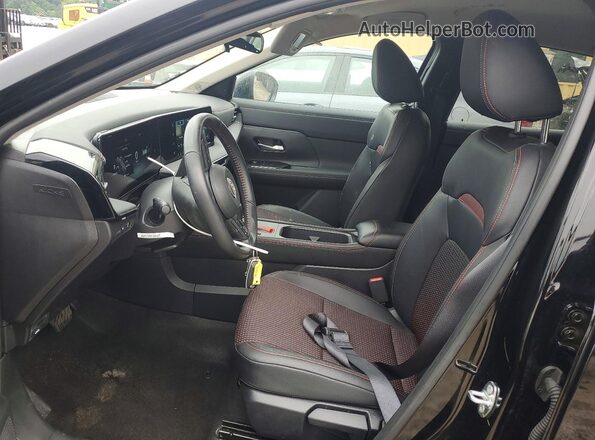 3N8AP6DA3TL371896 2026 NISSAN KICKS Black წინა სალონის ხედი